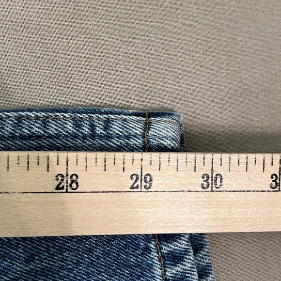 Vintage Levi's 501 Jeans Mens Size 33X30 Blue Denim Straight Button Fly Everyday - Picture 7 of 8